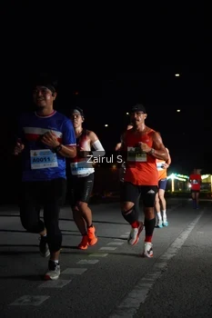 Runner Photo 2040240
