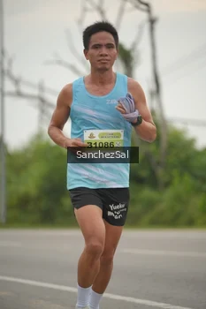 Runner Photo 2040279