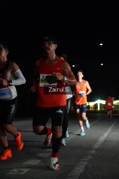 Runner Photo 2040315