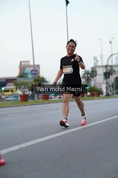 Runner Photo 2040356