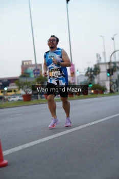 Runner Photo 2040369