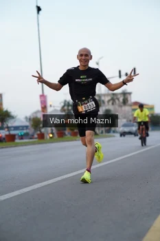 Runner Photo 2040417
