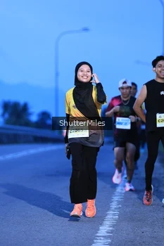 Runner Photo 2040444