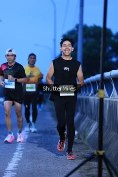 Runner Photo 2040465