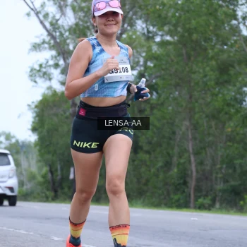Runner Photo 2040505