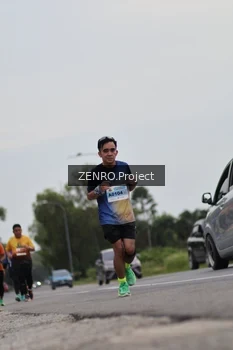 Runner Photo 2040534