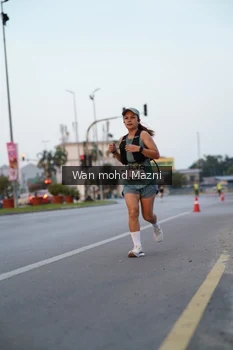Runner Photo 2040538