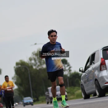 Runner Photo 2040540