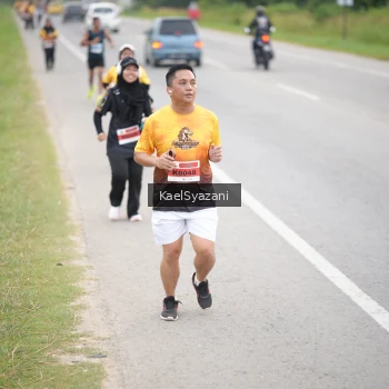 Runner Photo 2040555