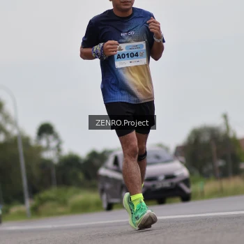 Runner Photo 2040591