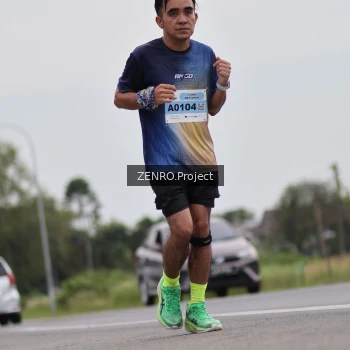 Runner Photo 2040604