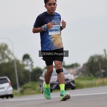 Runner Photo 2040615