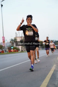 Runner Photo 2040642
