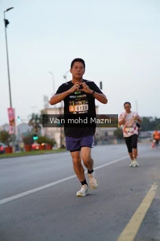Runner Photo 2040673