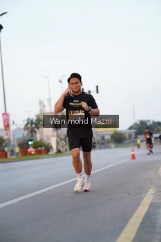 Runner Photo 2040702