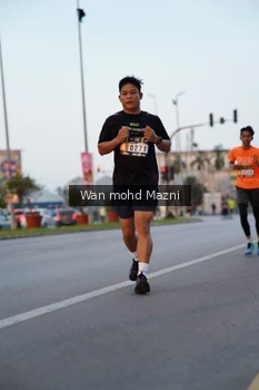 Runner Photo 2040714
