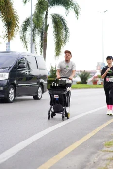 Runner Photo 2040742