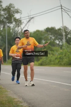 Runner Photo 2040772