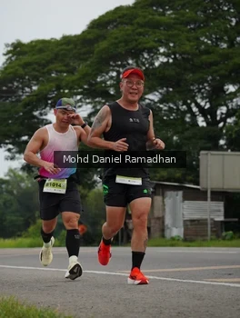 Runner Photo 2040780