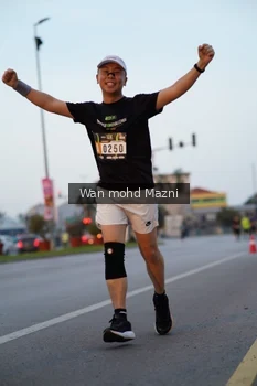 Runner Photo 2040786