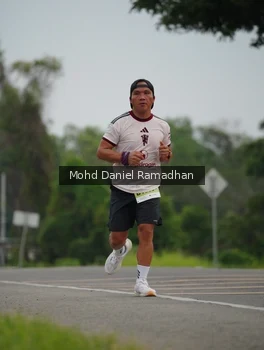 Runner Photo 2040791