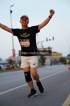 Runner Photo 2040792