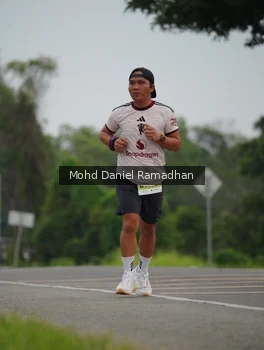 Runner Photo 2040795