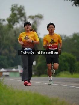 Runner Photo 2040844