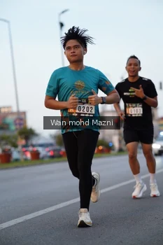 Runner Photo 2040862