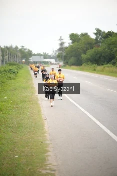 Runner Photo 2040872