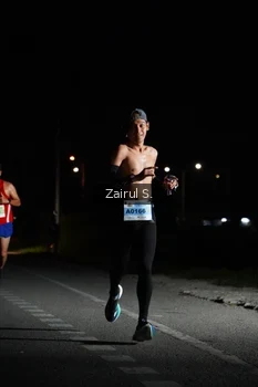 Runner Photo 2040877