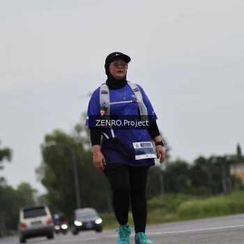 Runner Photo 2040880