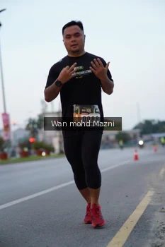 Runner Photo 2040972