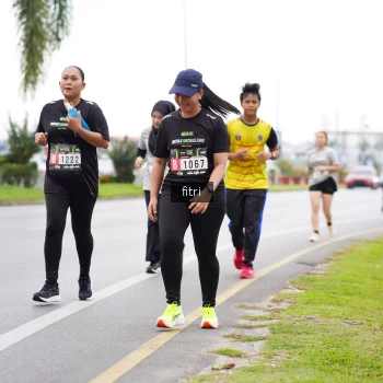 Runner Photo 2040998