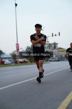 Runner Photo 2041020