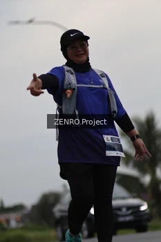 Runner Photo 2041049
