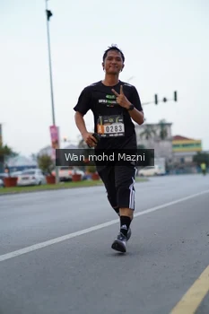 Runner Photo 2041054