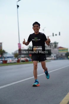 Runner Photo 2041064
