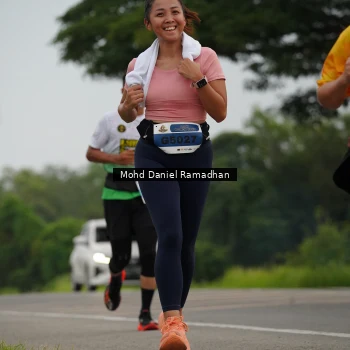 Runner Photo 2041076