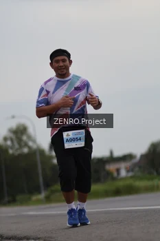 Runner Photo 2041077