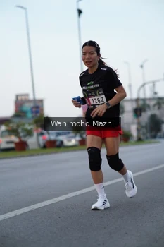 Runner Photo 2041096