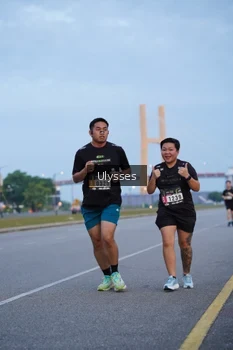 Runner Photo 2041105