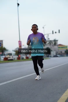 Runner Photo 2041113