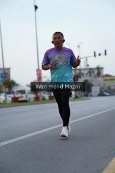 Runner Photo 2041118