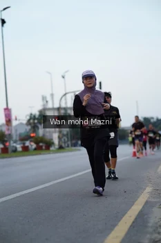 Runner Photo 2041131