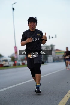 Runner Photo 2041154