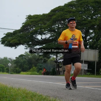 Runner Photo 2041155