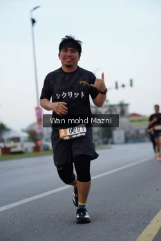 Runner Photo 2041159