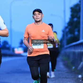 Runner Photo 2041167