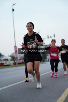 Runner Photo 2041193
